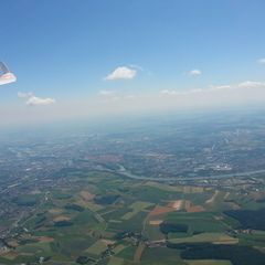 Flugwegposition um 10:56:17: Aufgenommen in der Nähe von Regensburg, Deutschland in 1768 Meter